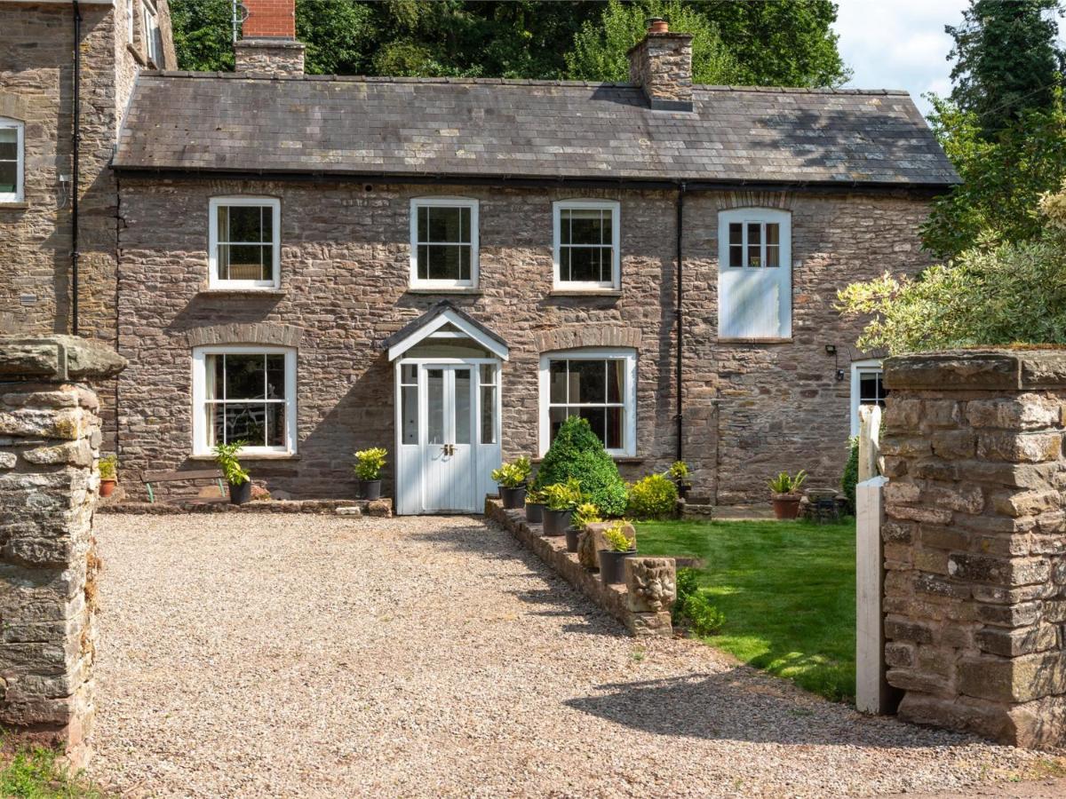 4 Bed In Hay-On-Wye Town Bn116 Villa Exterior photo